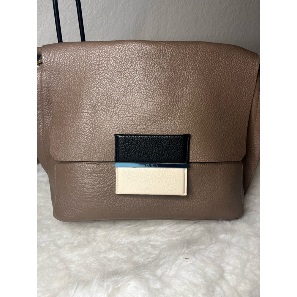 Furla Minerva S Satchel Leather in Natural Taupe color
